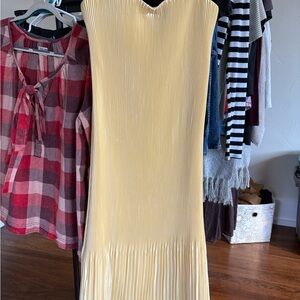 Abercrombie & Fitch Light Yellow Midi Dress